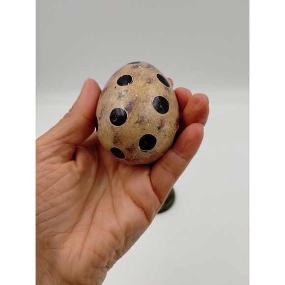 SOAPSTONE Egg with Polka Dots Mauve Pink and Black - Picture 7 of 7